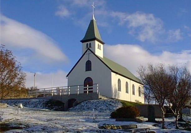 lagafellskirkja1